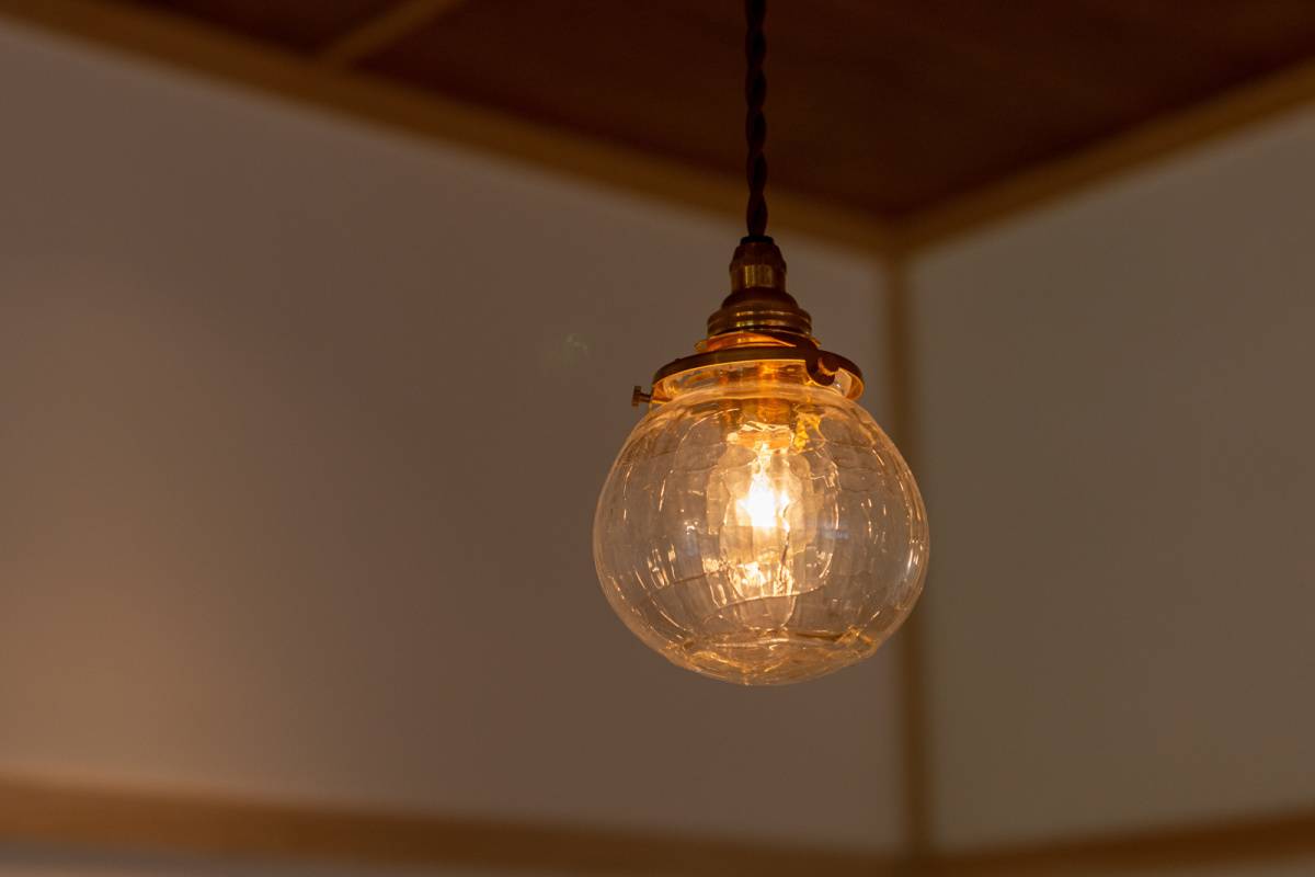 和室　対人運　照明