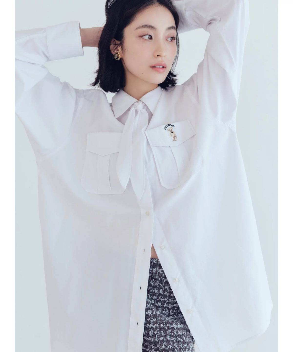 LILY BROWN Lily Bearスカーフ付きオーバーシャツ