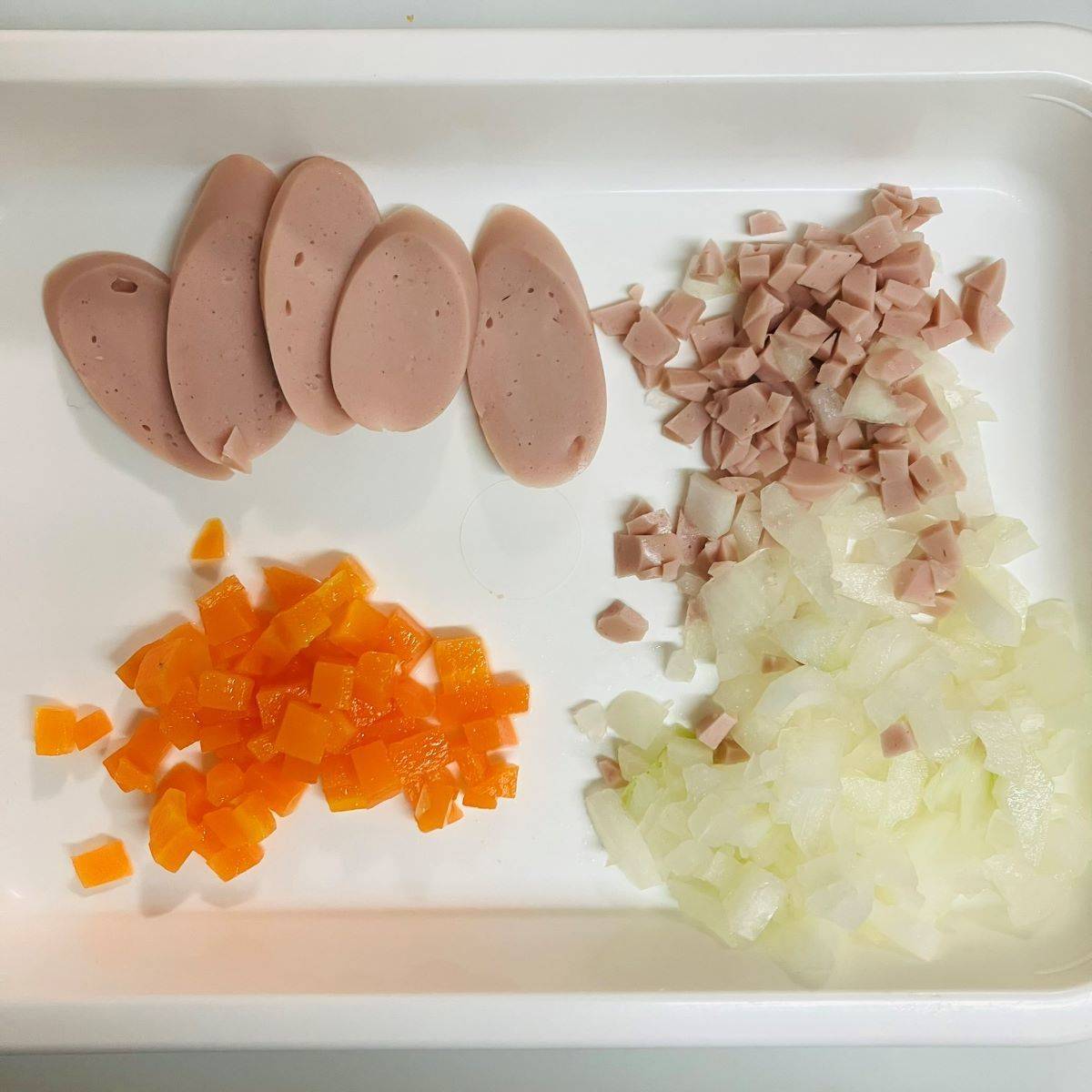 ニッスイ公式の「おさかなのソーセージのドリア」のレシピ