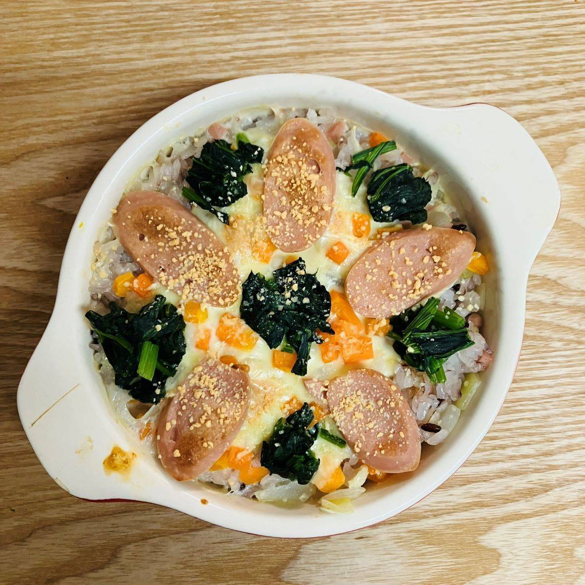 ニッスイ公式の「おさかなのソーセージのドリア」のレシピ