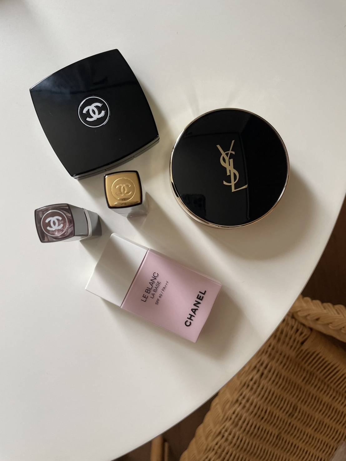 CHANEL ル ブラン ラ バーズ オーキデ