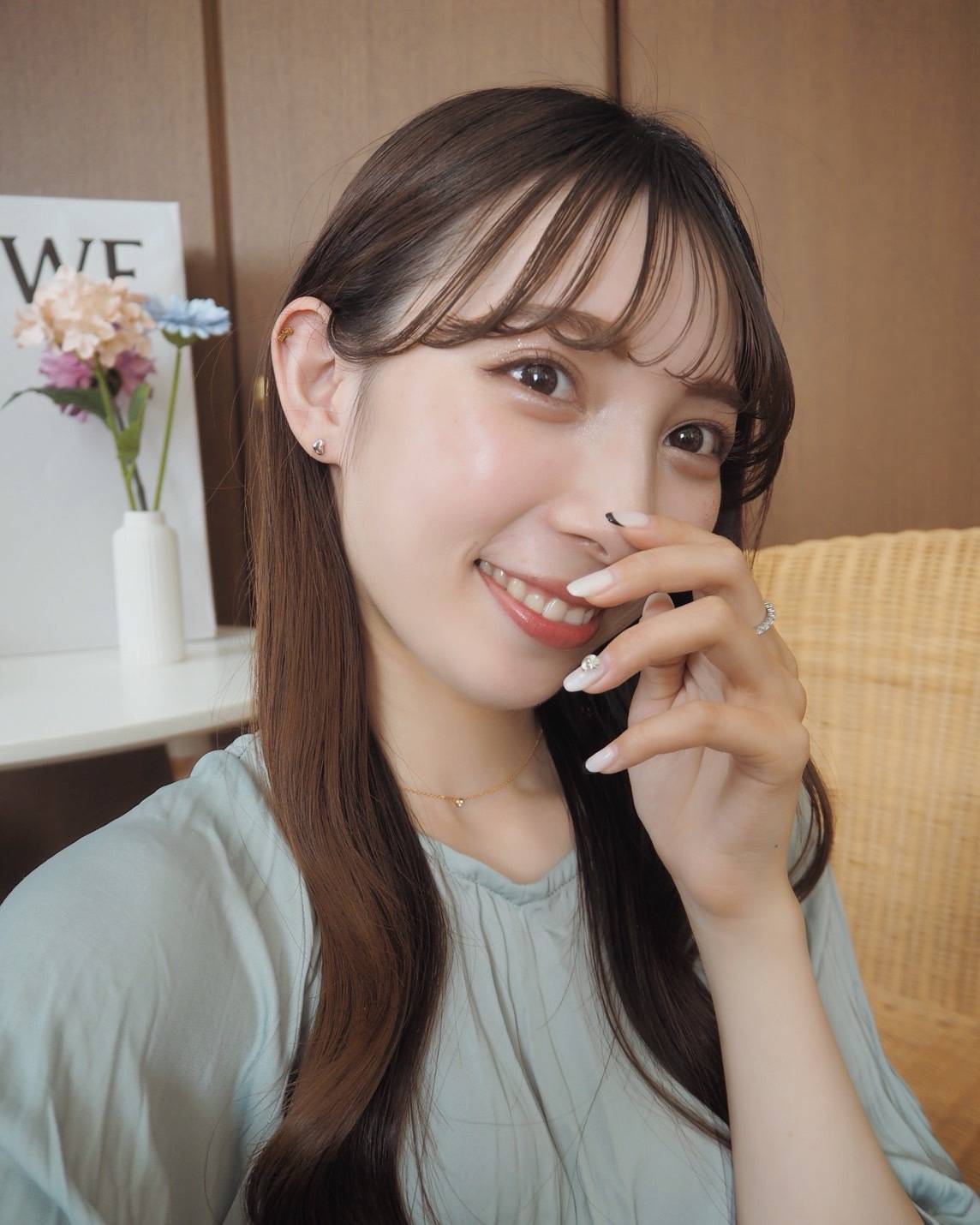 CHANELとイブサンローランでメイク