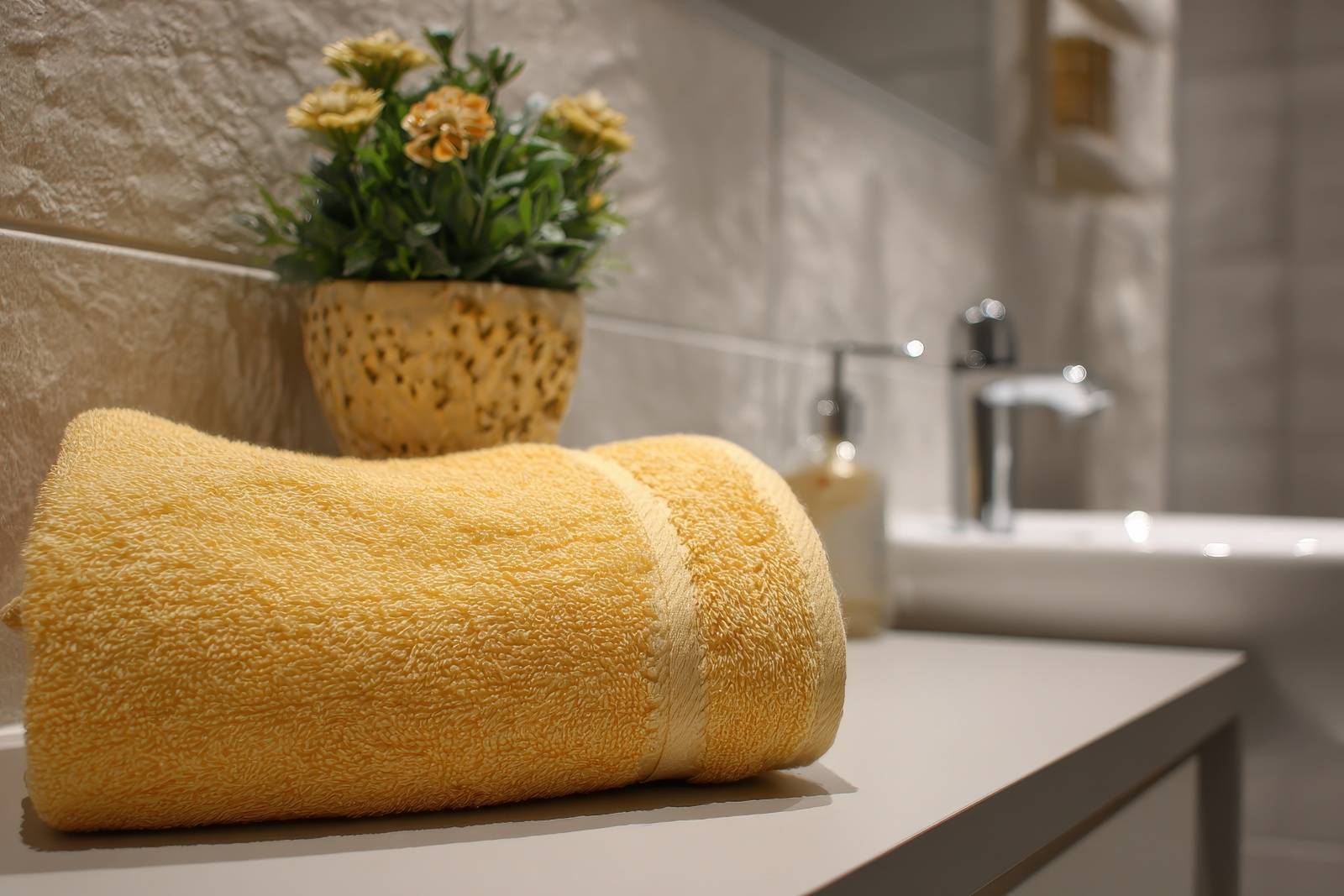 リビング　健康運　上がる　黄色