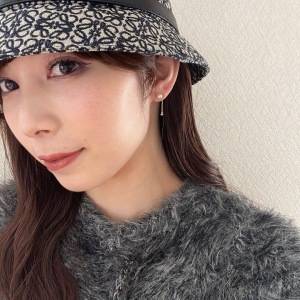 シンプルコーデをぐんと格上げ♪ずっと愛用したくなる【LOEWE】アナグラムハット