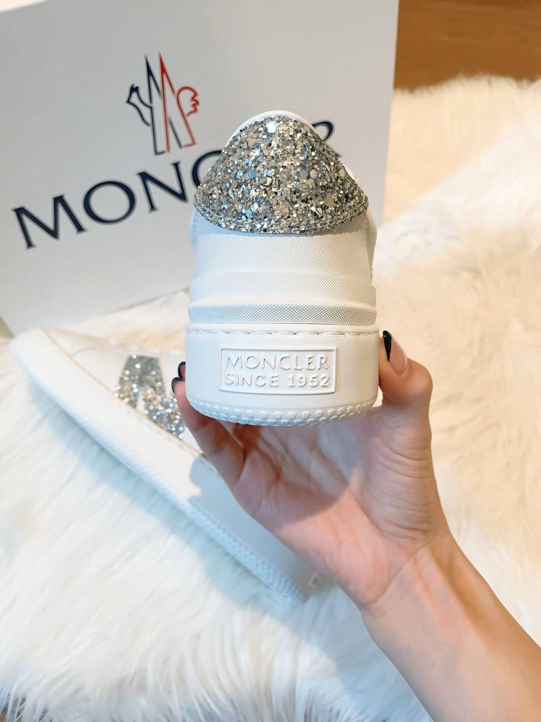 MONCLERのスニーカー