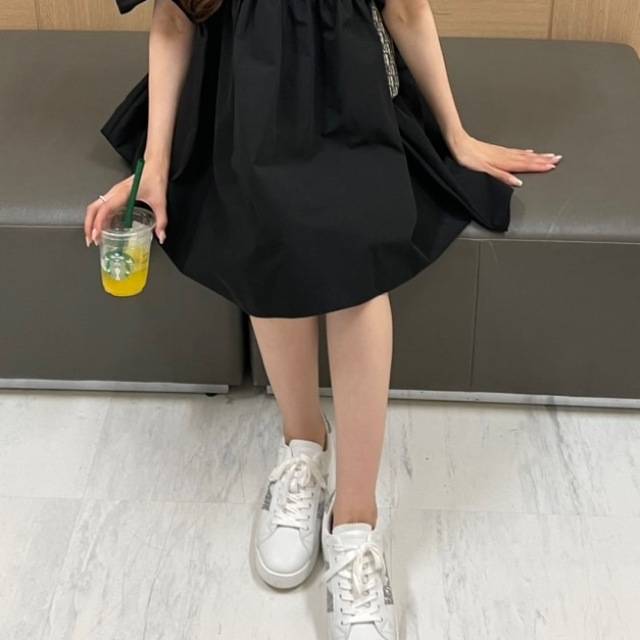 MONCLERのスニーカー着画