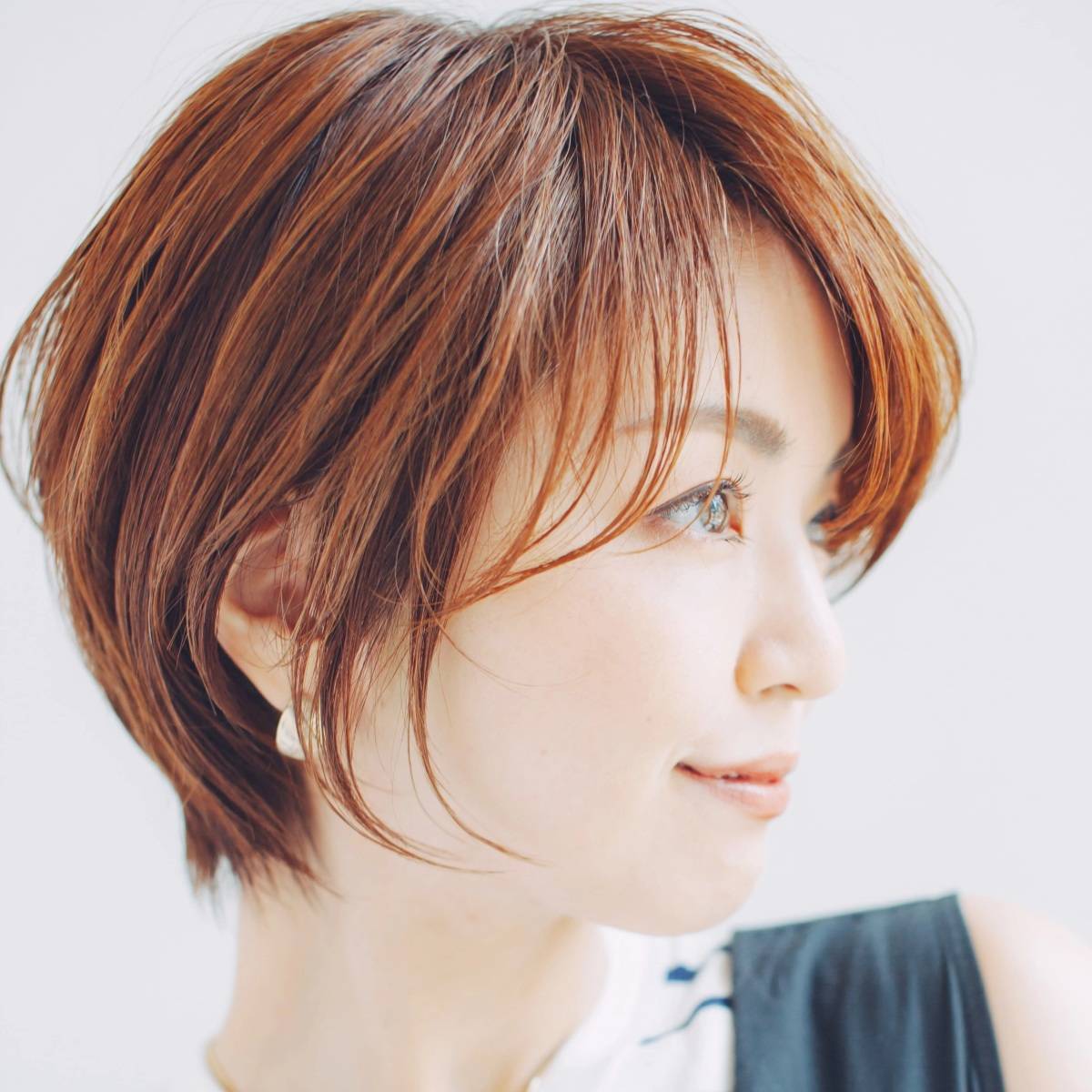 大人め丸みショート