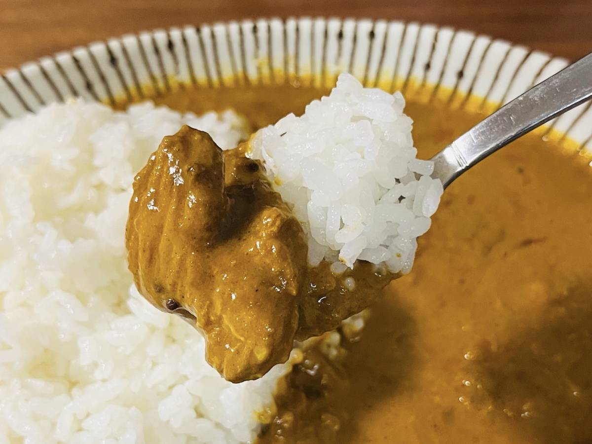 大きめチキンがカレーとマッチ♪
