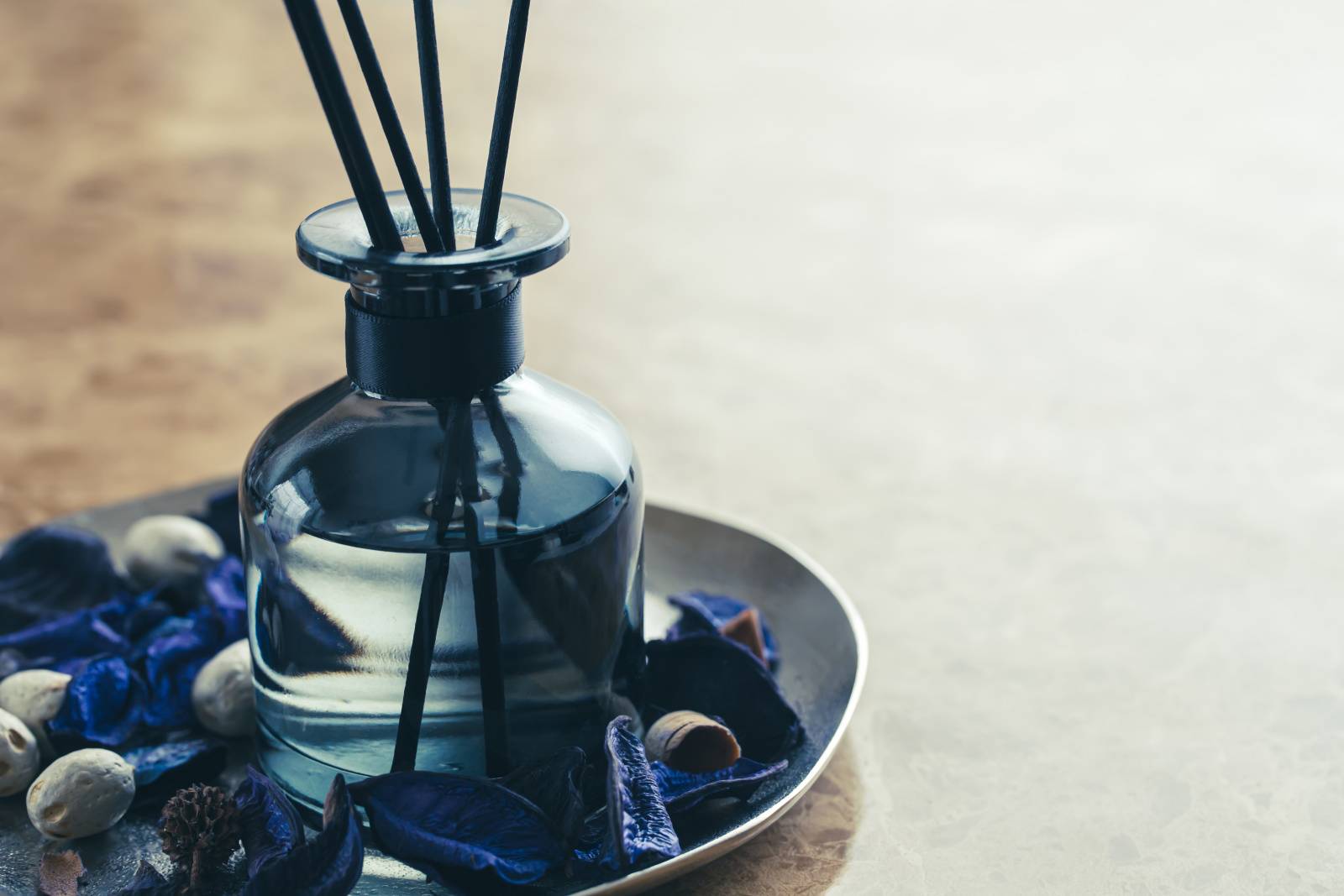 下駄箱　財運　上がる　香り