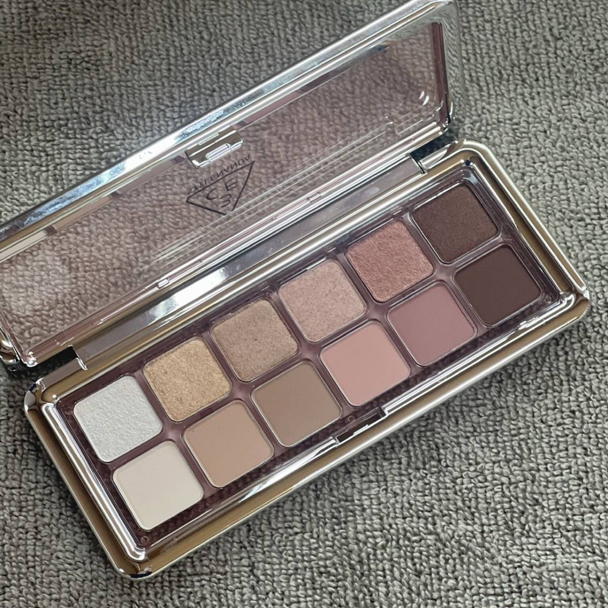 3CE ニューテイク アイシャドウパレット