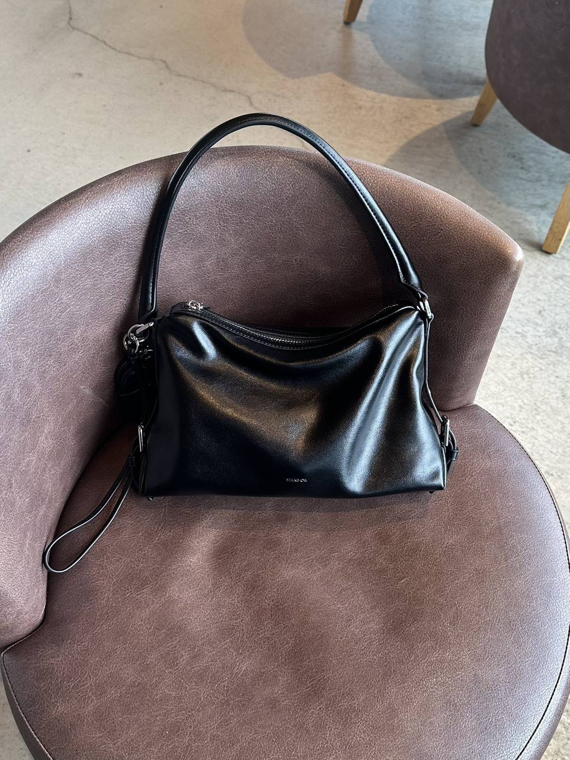 STAND OILの「Mushy Bag Mini」