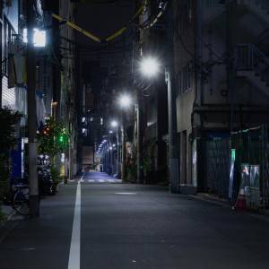 【ゾッとする怖い話】自宅へ向かう夜道で感じた“違和感”