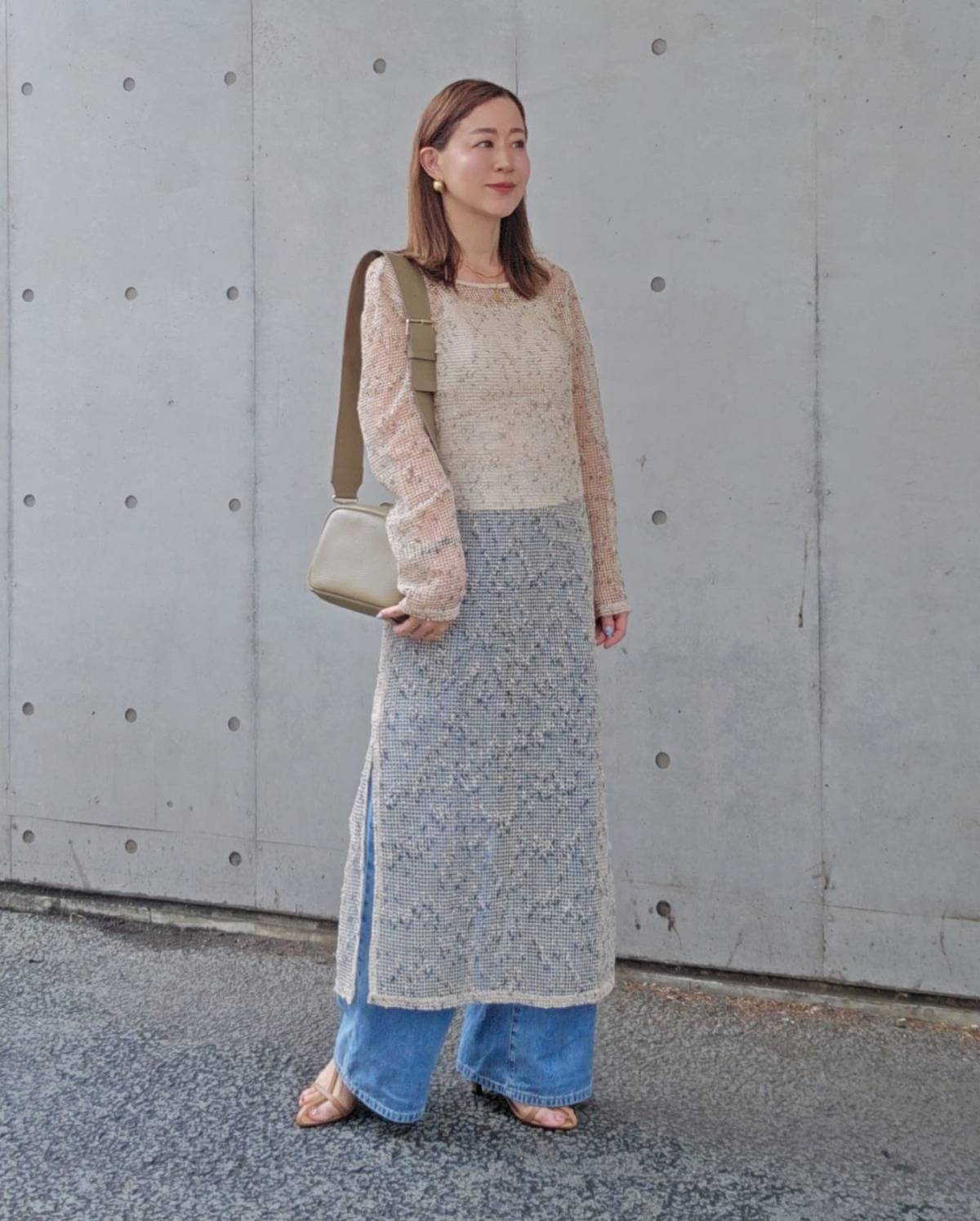 シアーワンピースを重ね着する♡