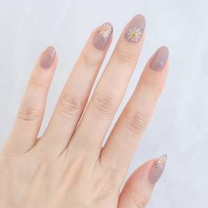  フラワーネイル 