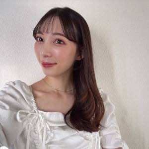 重ねるだけで印象アップに♪自然に雰囲気を変える「重ね付けリップ」テク