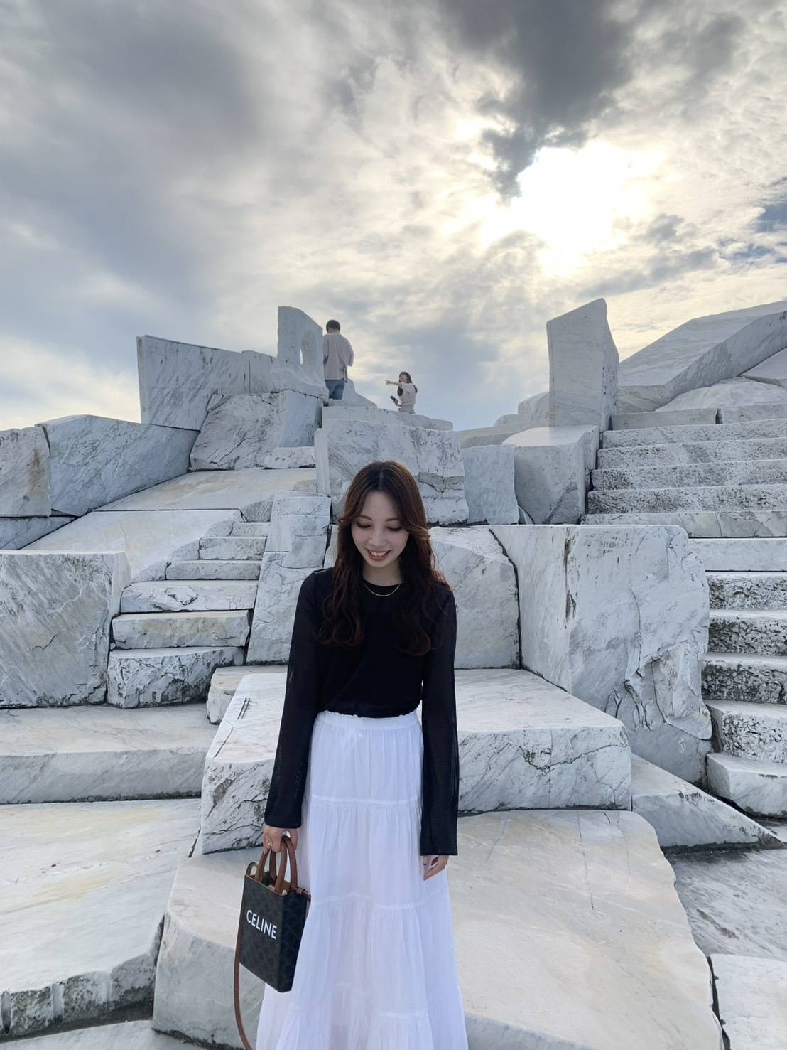 シアーシャツコーデ