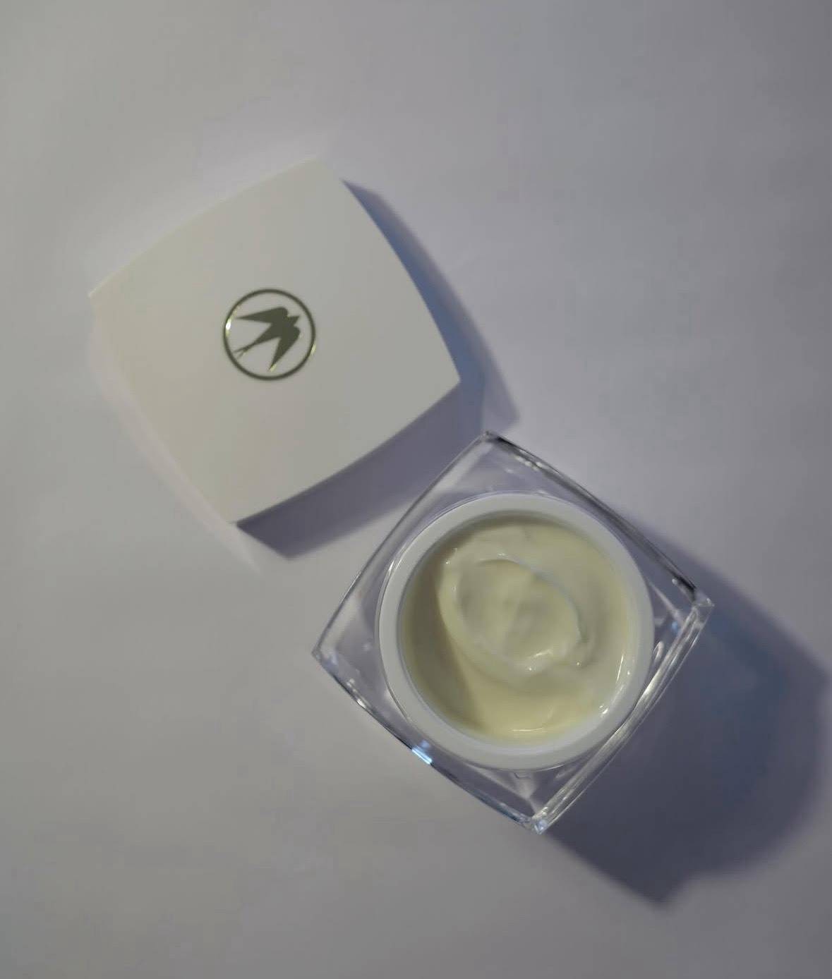 bisu(ビス)のフェイスクリーム