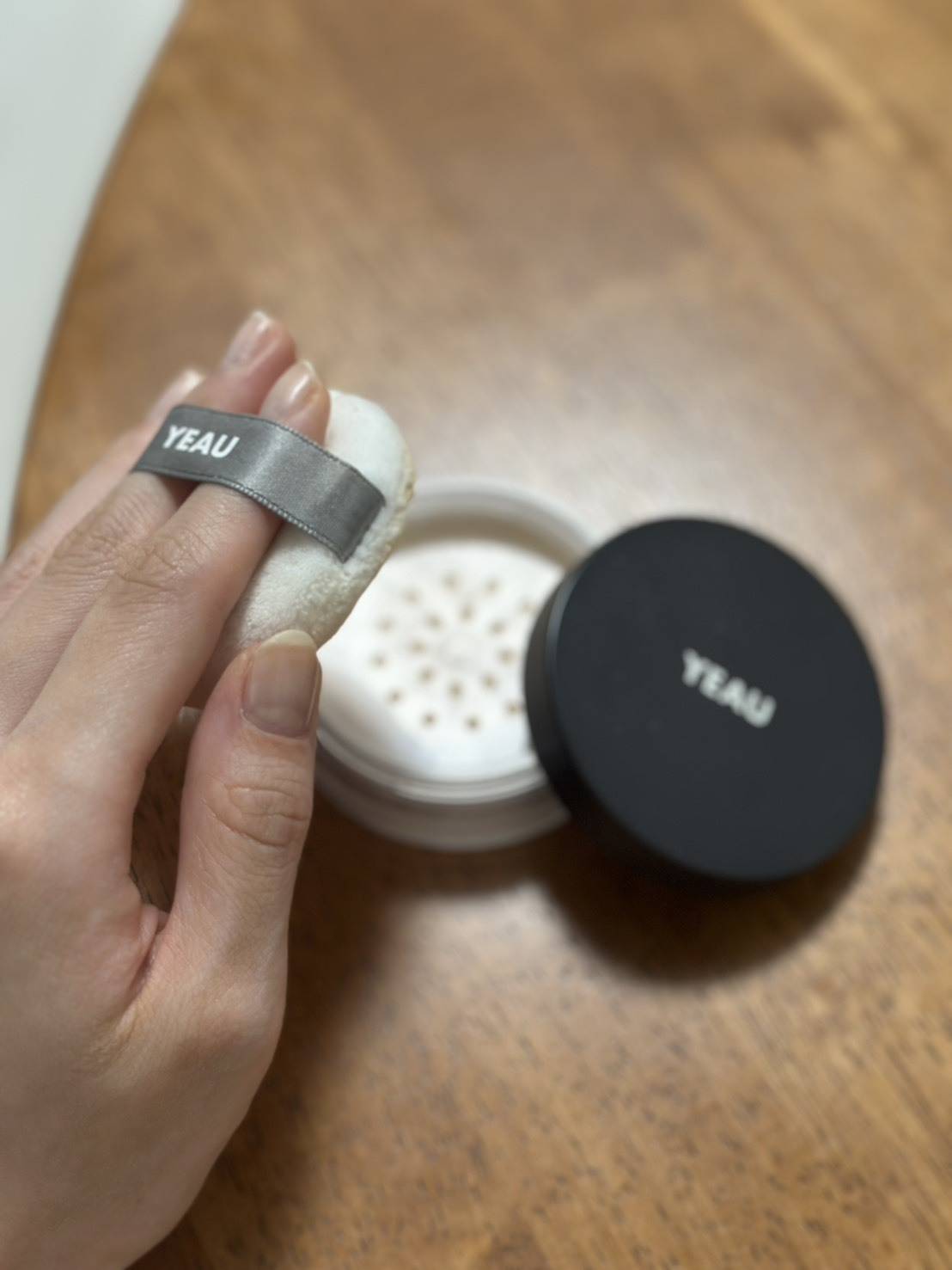 YEAUのフェイスパウダー