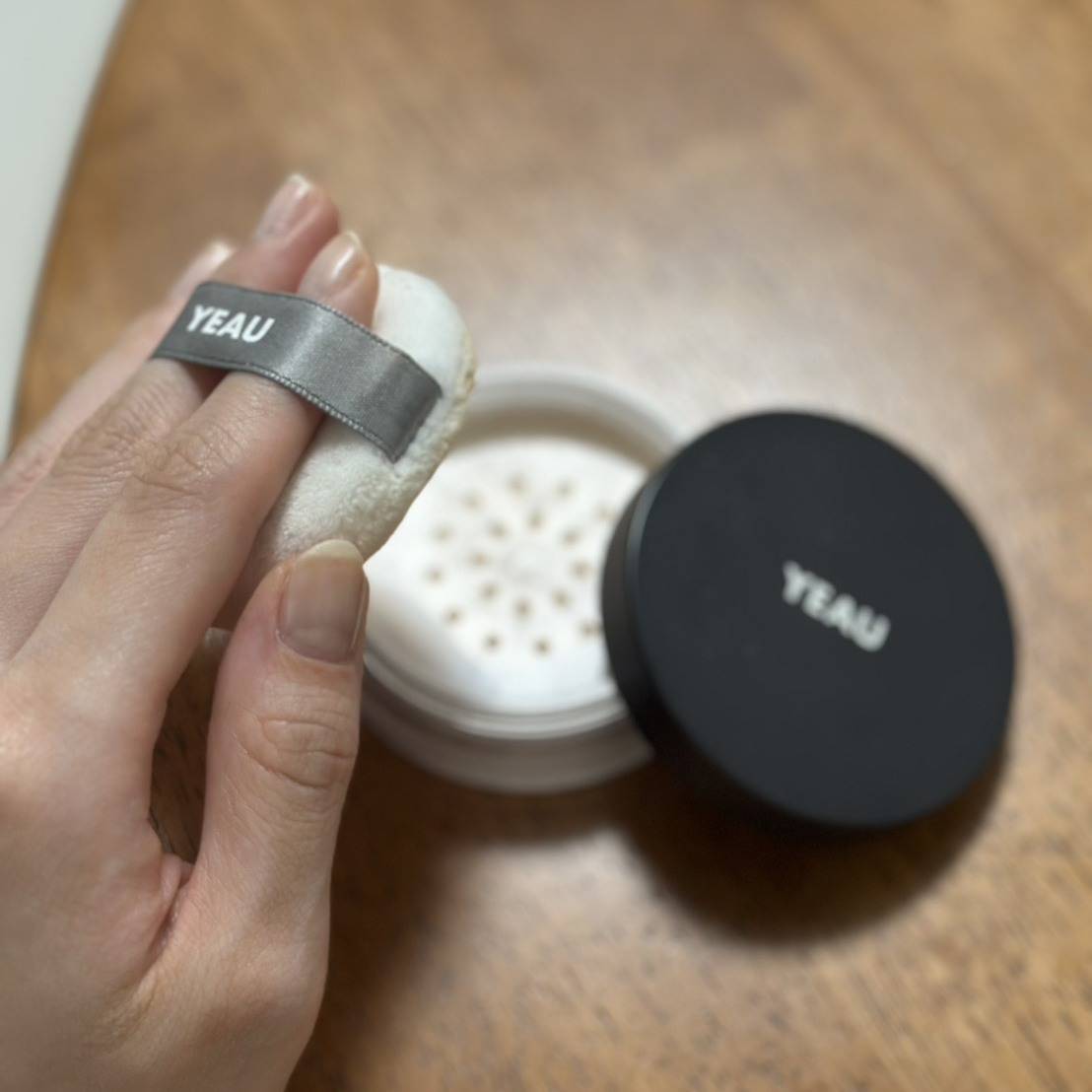 YEAUのフェイスパウダー