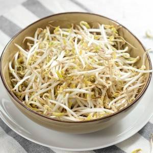 もはや週5で食べてます。切って炒めるだけの「もやし」の超簡単レシピ