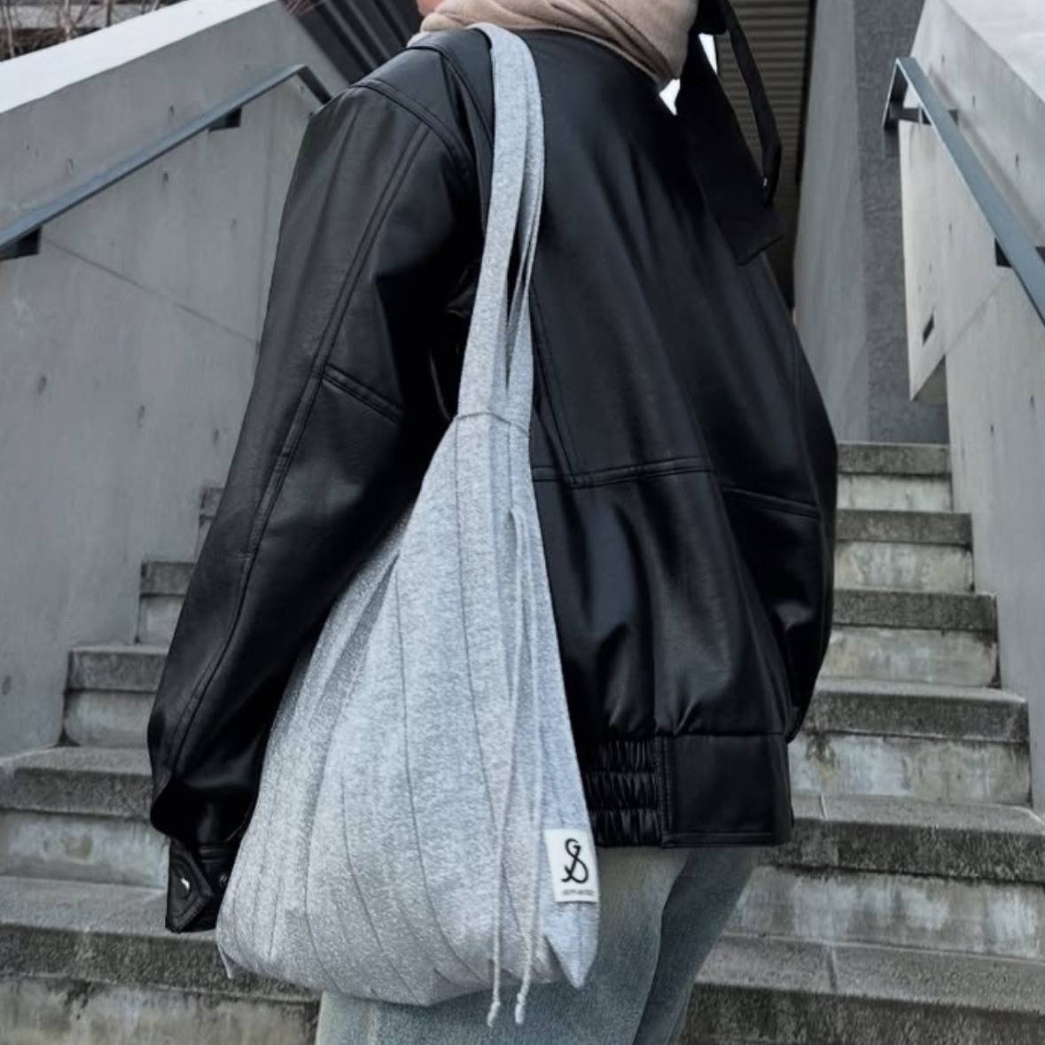 JOSEPH AND STACEYの「プリーツニットバッグ」