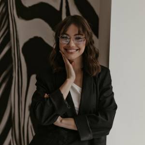 今日から実践！男性が惹かれる「色気のある女性」になる方法とは？