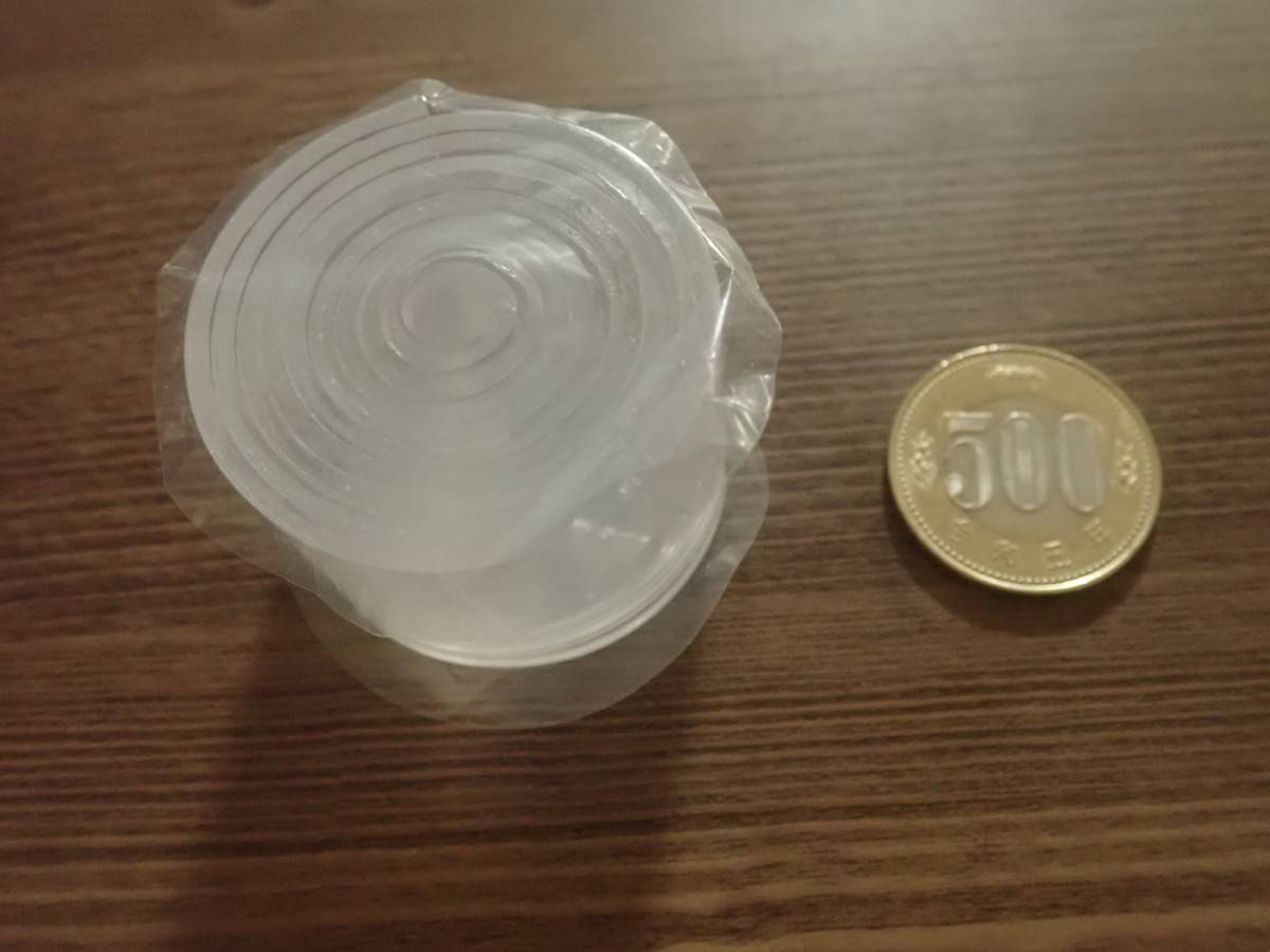 ダイソーのゲル両面テープ