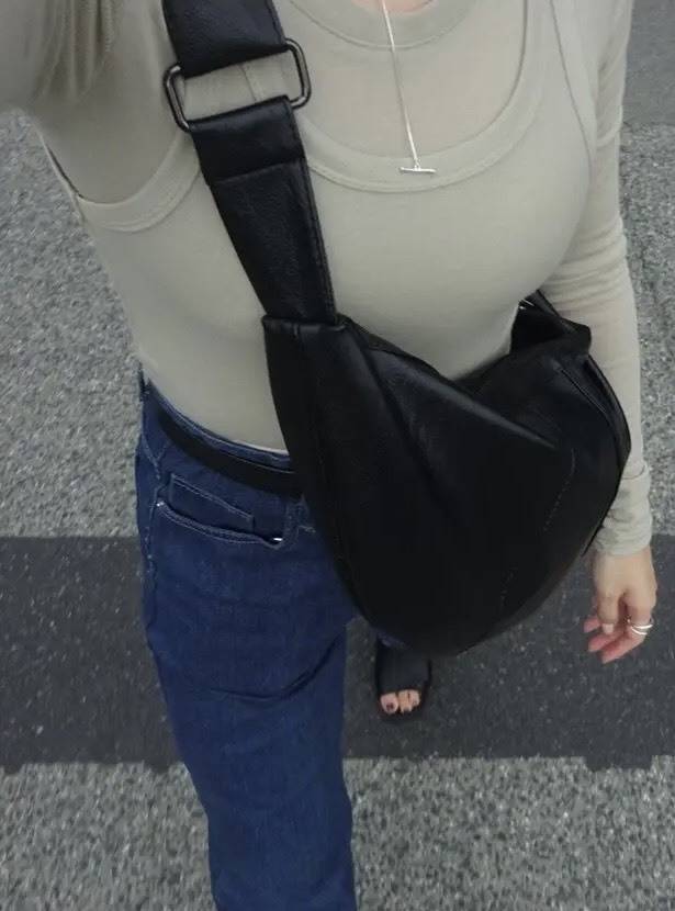 ボディバッグ着画