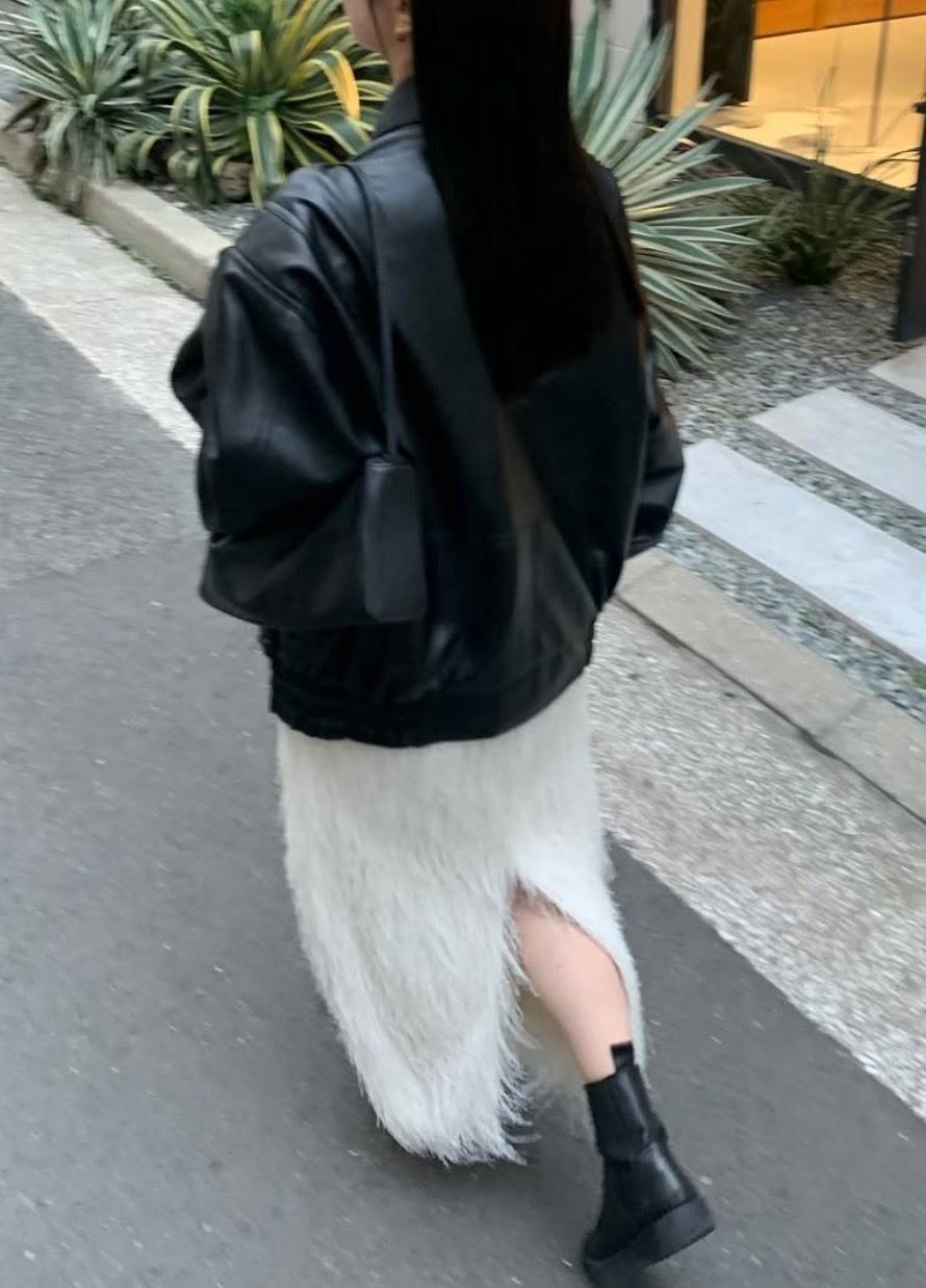 フリンジタイトスカートコーデ