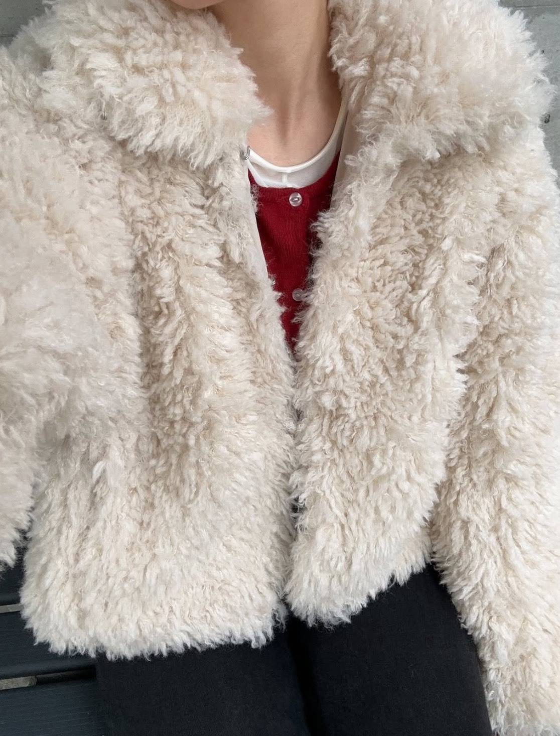 ベージュのファーコート