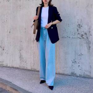 【2025年10月】最高にいい女見えする……。秋のデニムパンツコーデ5選