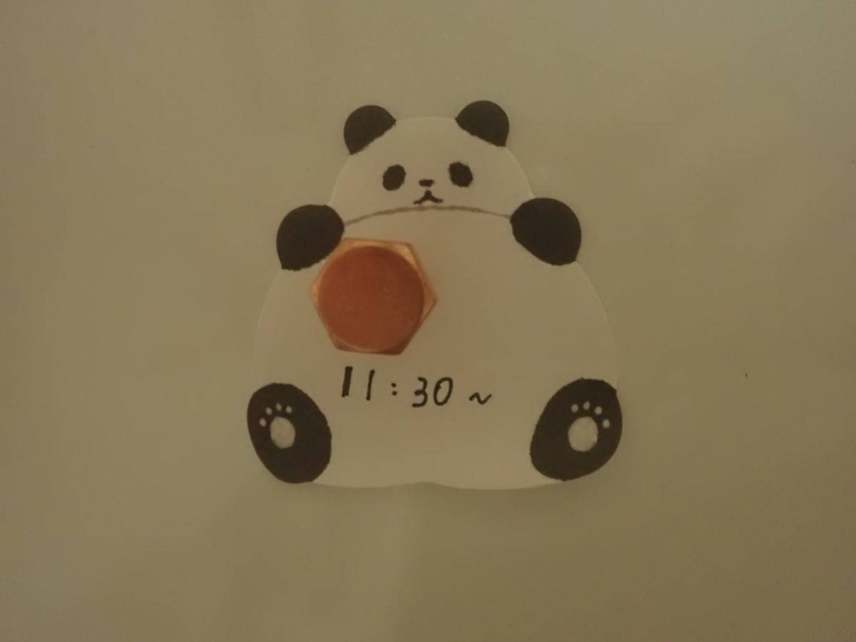 ダイソーのボルト型ネオジムマグネット(ピンクゴールド)