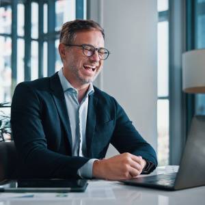 イケオジの色気にやられちゃう。ワイルドな40代50代男性の口癖5選