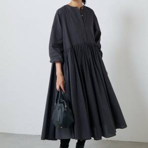 大人女子も着やすい！細く見える「ゆるワンピース」5選〜2025年秋〜