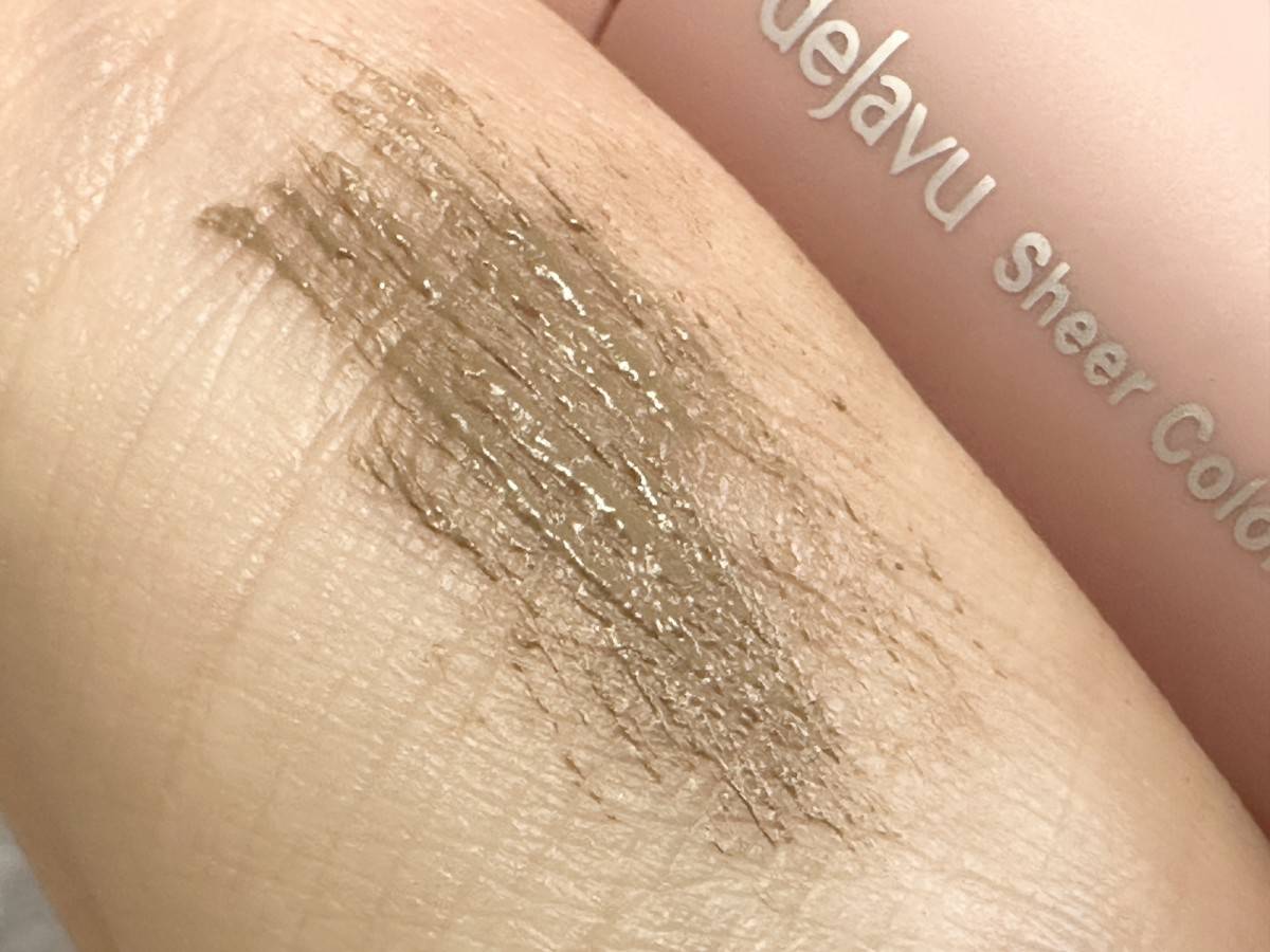 dejave　シアーカラーブロウ　シアートープのスウォッチ画像