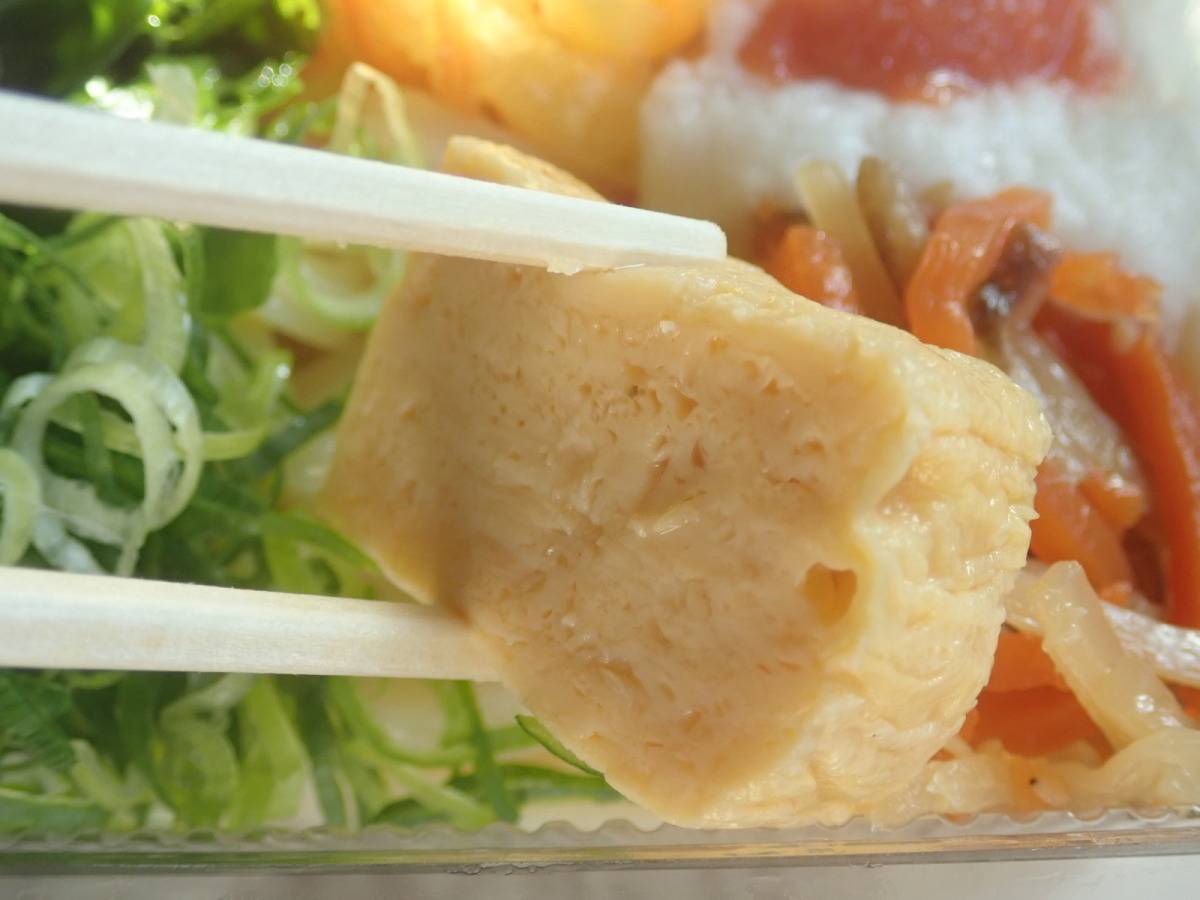 ダイソーのポリ袋入割箸(2色アソート、30膳)