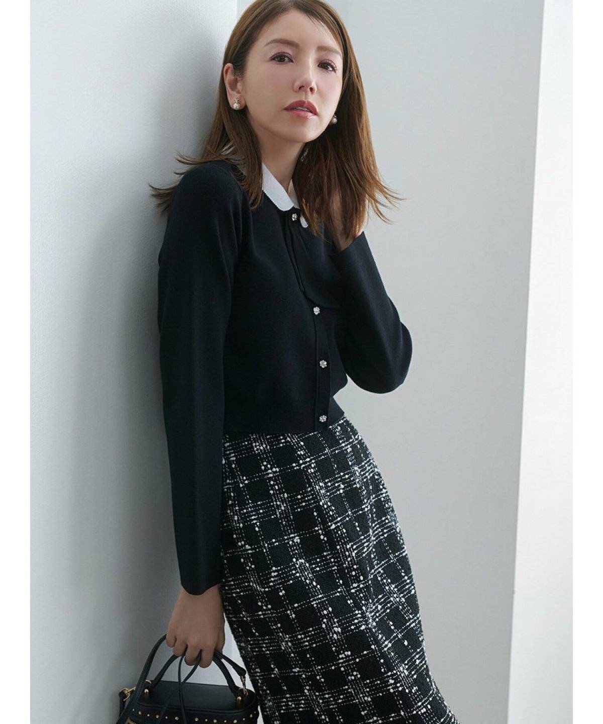 スカートコーデの女性