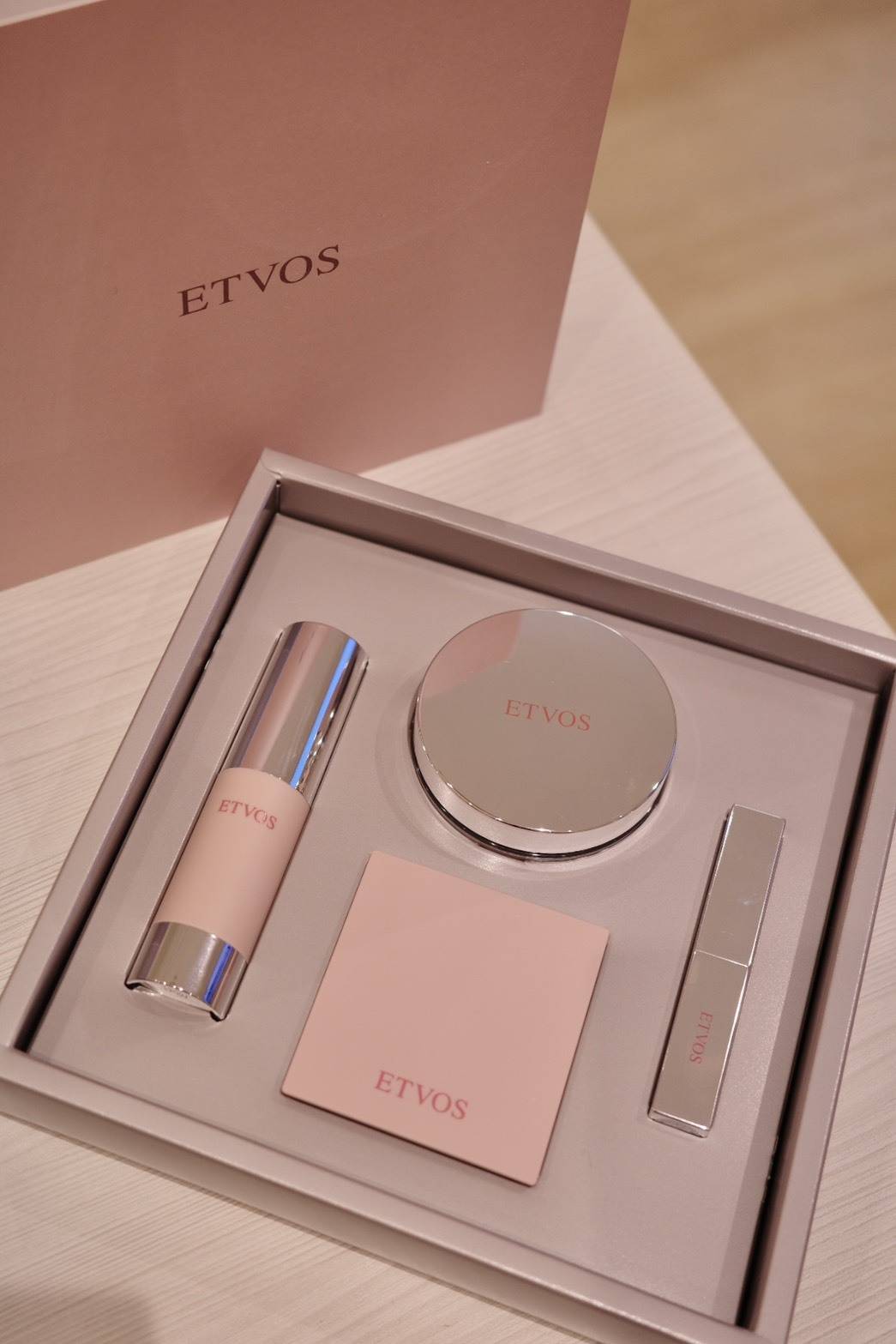 ETVOS ホリデーコフレ 2025