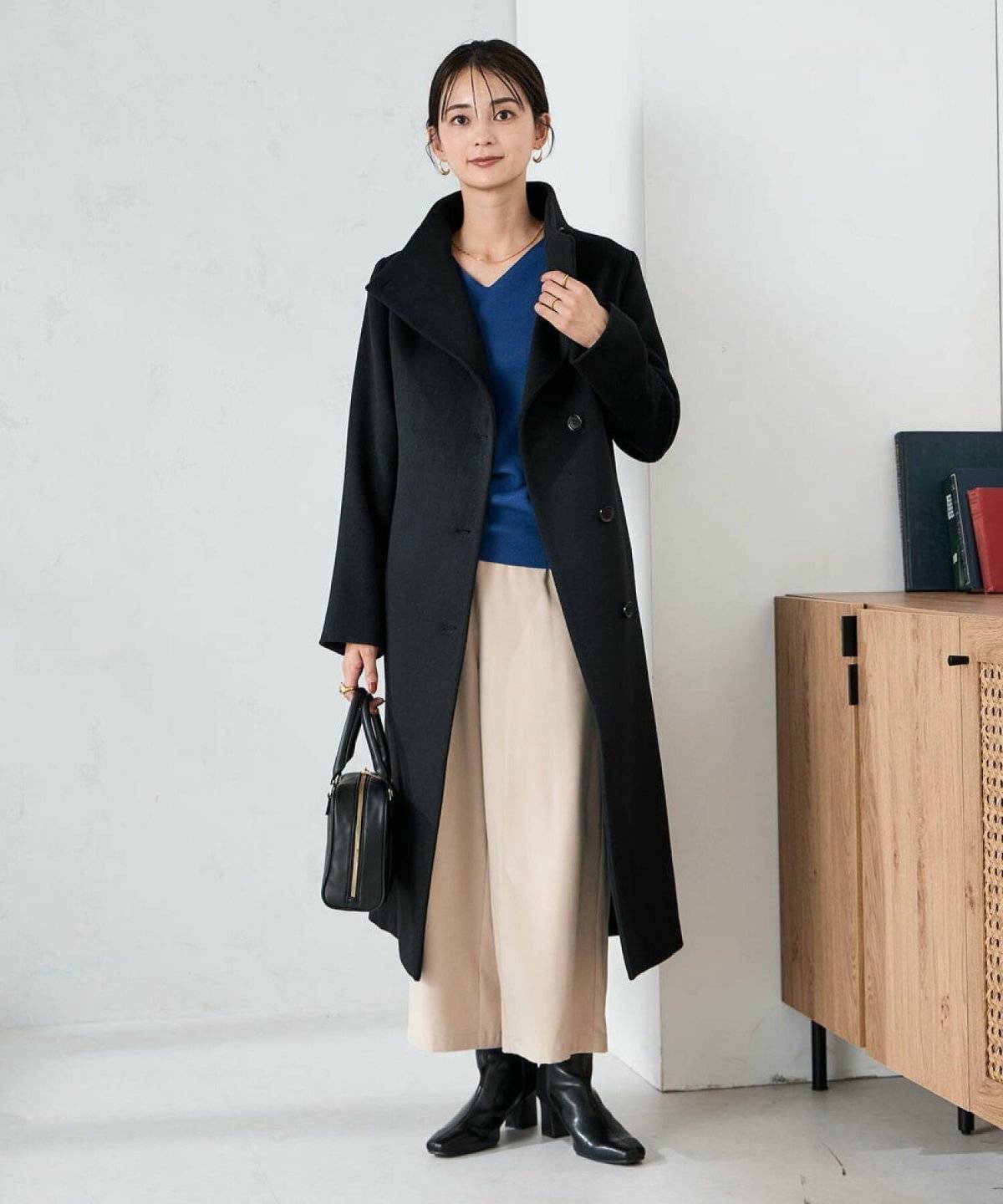 冬コーデの女性