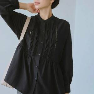 腰回りが気にならない！大人女子が着やすいトップス5選〜2025秋〜