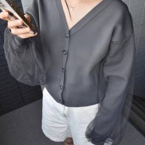 今季の狙い目は“チュール素材”！大人フェミニンが叶う「カーディガン」コーデ