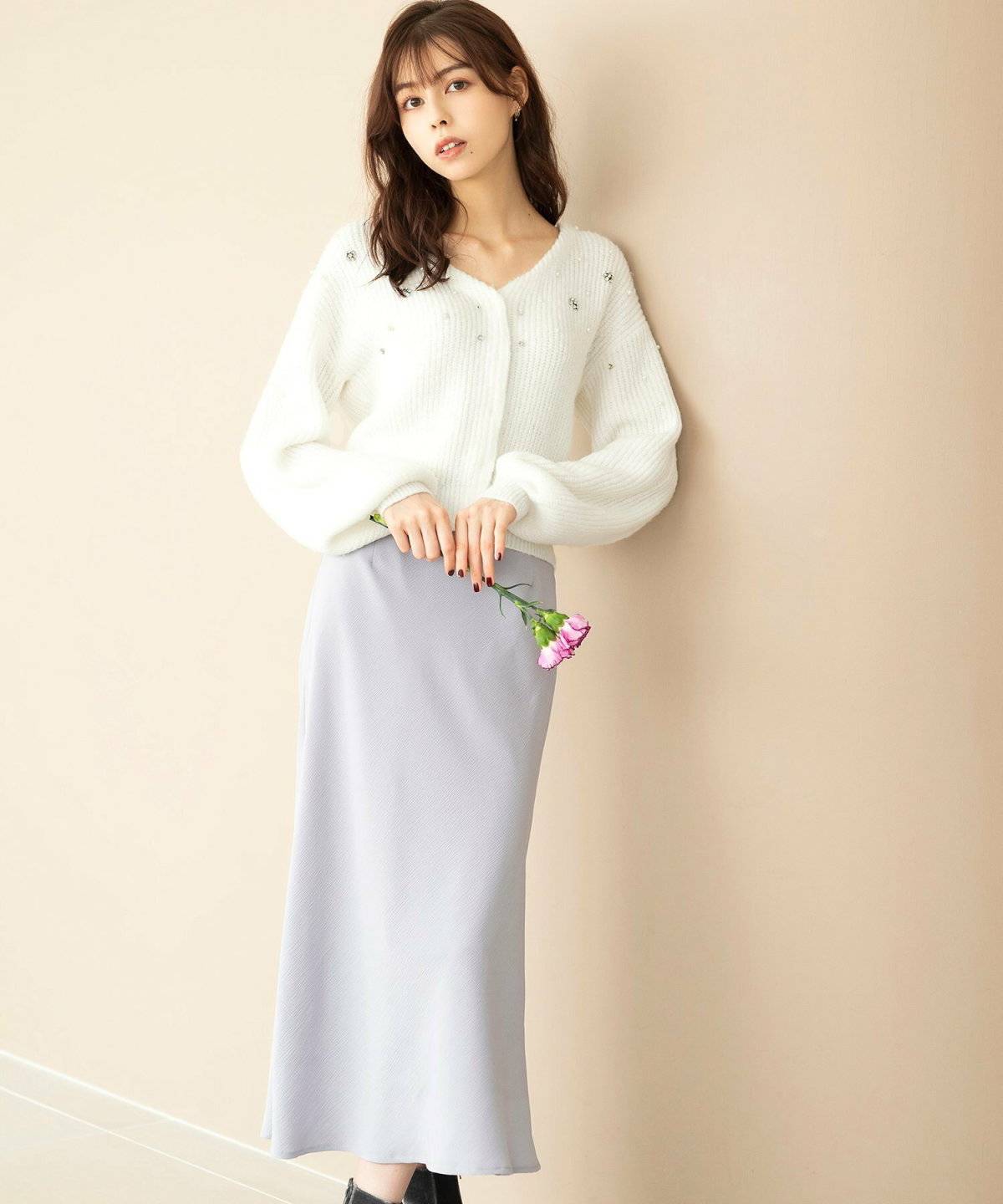 ブルーのマーメイドスカートコーデ