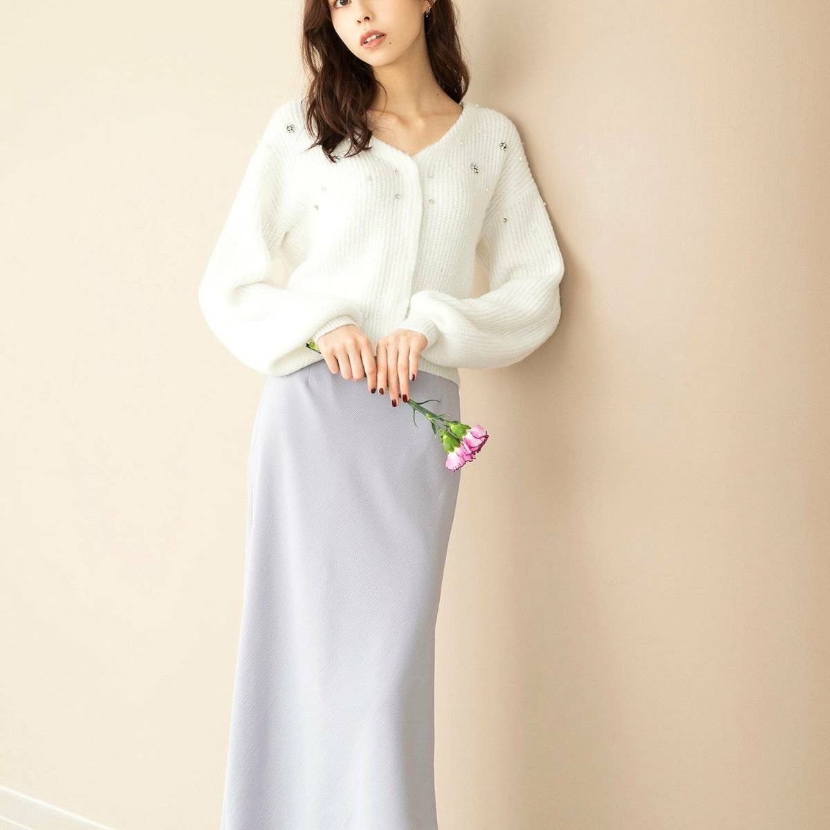 ブルーのマーメイドスカートコーデ