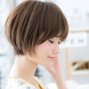 扱いやすい髪型って？忙しい大人女子向けショート5選〜2025年晩秋〜