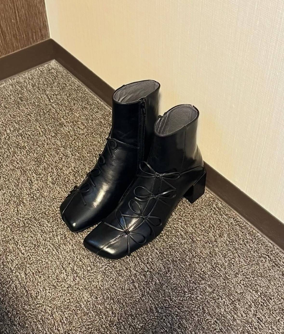 UNTISHOLDのRina-5ブーツ