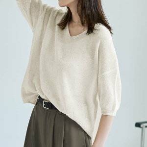 「骨格ストレート」に似合う袖＆似合わない袖とは？トップス選びが大事！