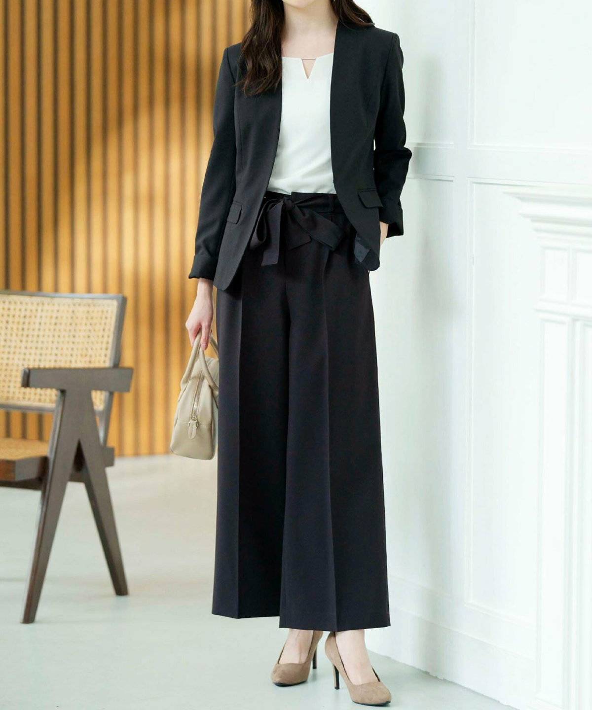 スーツコーデ