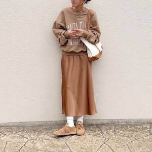 【2025年10月】最高に大人可愛い……。即マネすべき秋のスカートコーデ5選