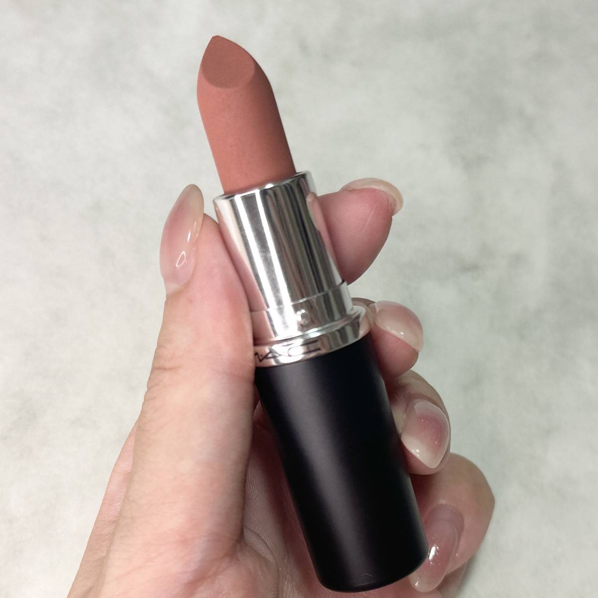 毎日使いたくなる♡使いやすさ抜群なM・A・Cのおしゃれマットリップ