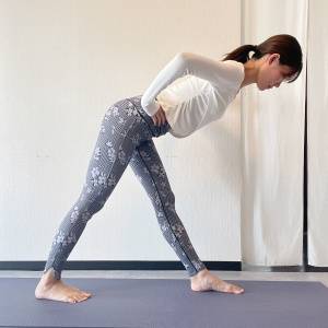 運動嫌いな人、全員集合。立ったままでできる「老化防止」のストレッチ